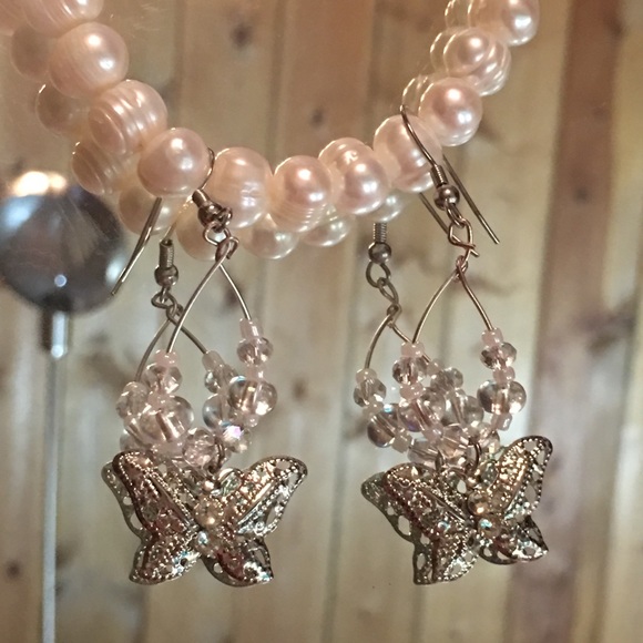 Butterfly earrings with crystal beaded accents - Picture 8 of 8